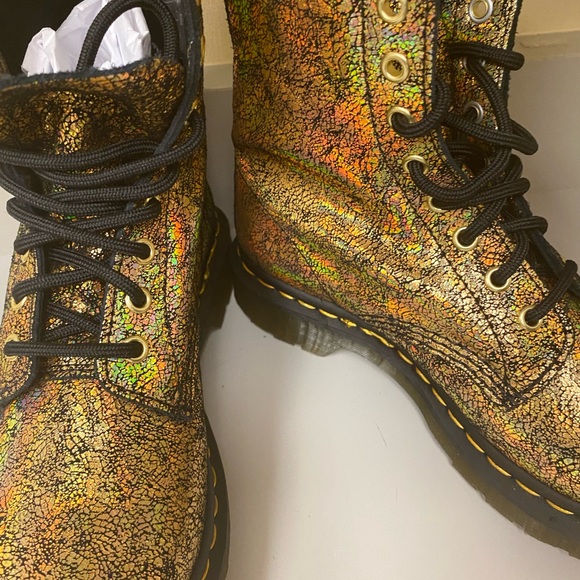 Dr Martens - Picture 2 of 11